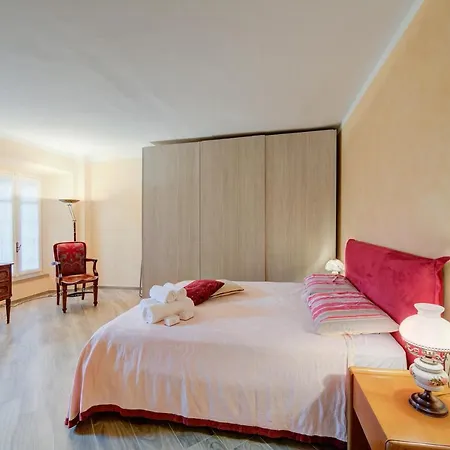 Casa Cristina 150m From - Happy